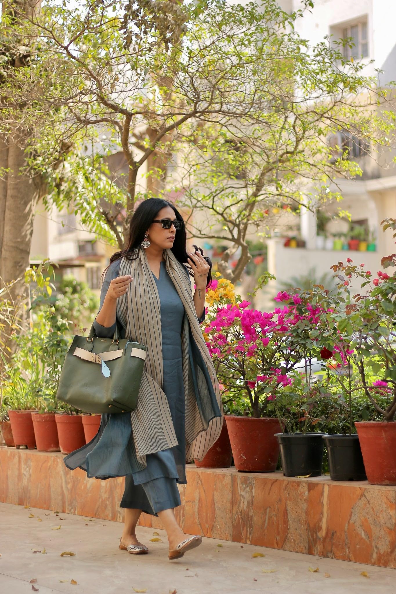 ANNI DESIGNER Women's Rayon Blend Solid Straight Kurta with Pant & Dupatta